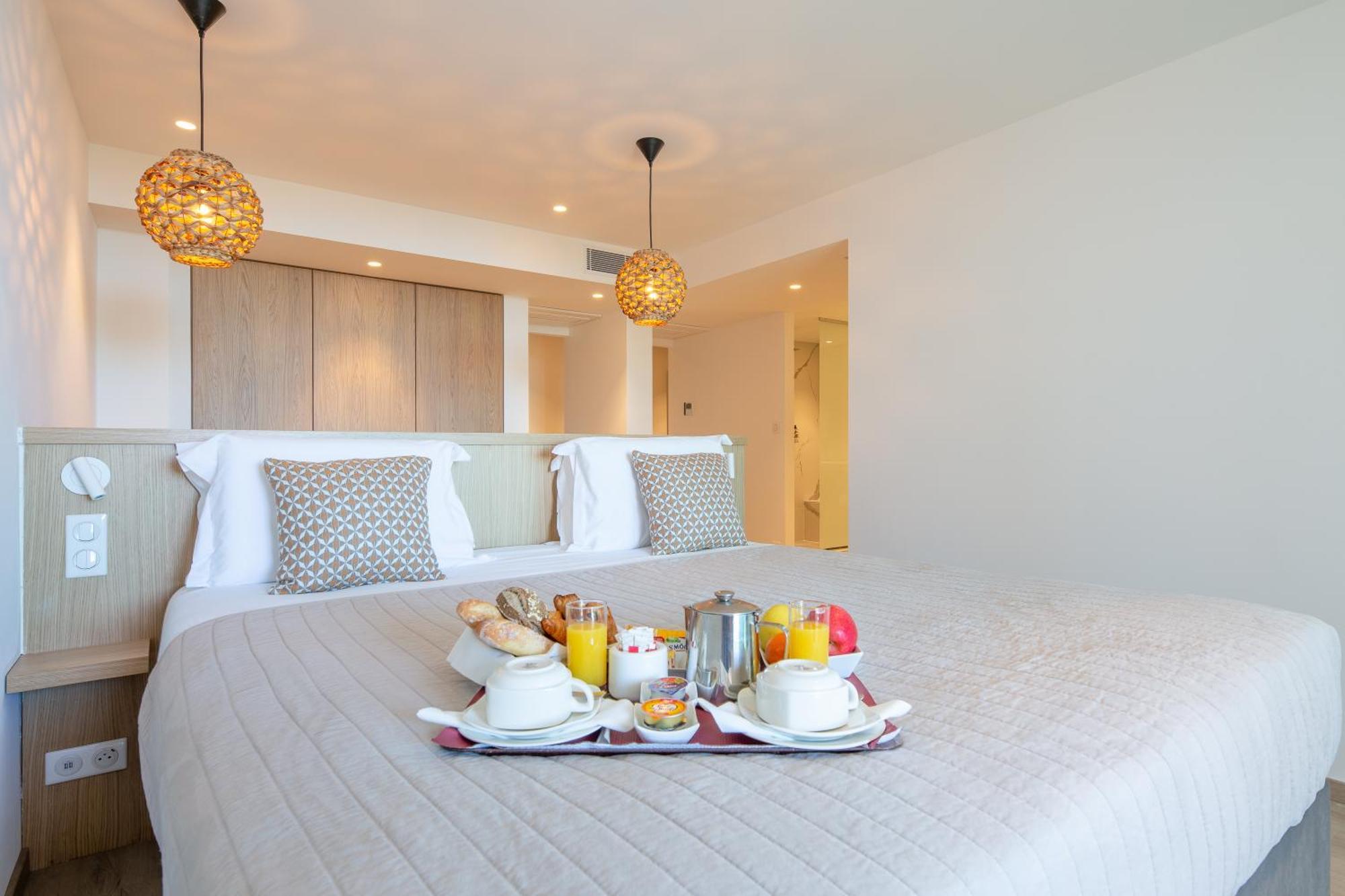 Hotel La 3*